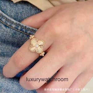 Wysokiej klasy pierścionki biżuterii dla Vancleff Womens Nowa koniczyna desek dwustronna podwójna kwiat czerwony pierścień laserowy Agat dla kobiet 18K Rose Gold Rose Dwuasowe Pierścień Oryginał