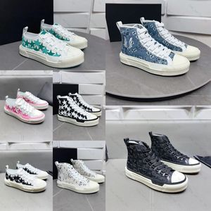 Sapatos de grife de estilista tênis tênis tênis tênis treinador de tênis de tênis de tênis de tênis de tênis de tênis de tênis de tênis de borracha de borracha de luxo de altas estrelas de tecido feminino lã de salgadouro 35-46