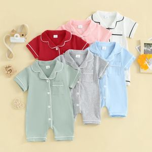 Född baby pyjamas rompers Turndown Collar Short Sleeve Sleepwear Overalls Småbarn Knappar Pocket Spädbarn Bodysuits 240418