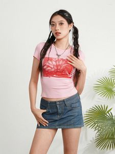 女性用Tシャツ2024ファッショナブルな夏のクロップトップスケッチロータスプリント半袖ラウンドネックベビーティーストリートウェア