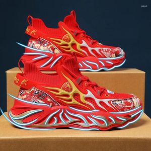 Sapatos casuais 2024 Large masculino de moda esportiva vermelha e respirável, versátil casal de casal para mulheres, corrida ao ar livre