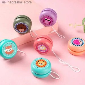 Yoyo Cartoon hölzern niedliche Tier Yoyo Geschenk Puzzle Interessanter Roman Nostalgic Toy Yoyo Toy Yoyo Professional Metall Yoyo Q240418