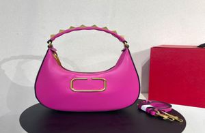 Hobo Handbag Oversized Rivets Underarm Bag Wrist Bags Women Clutch Handbags Sheepskin Leather Linings Zipper Wallet Fashion Letter9543723