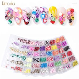 Decorazioni art per nail art 4pcs stili misti misti fimo piccole fette di adesivo polimero argilla design fai -da -te a fette punte Accessori