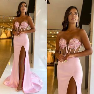 Underbara rosa sjöjungfru prom klänning paljetter älskling kvällsklänningar eleganta delade illusion bodice klänningar för speciellt tillfälle