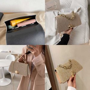 Evening Cellphone Bags Handheld Female Fashion Bag Trendy Grass Woven Small Square Personalized Spring Summer Single Shoulder Diagonal Cross Chain Women's