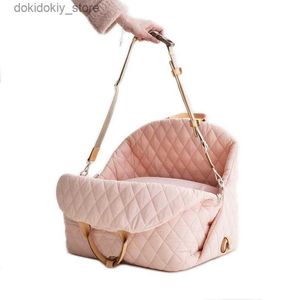 Dog Carrier Dog Carrier Handbag Luxury Car Seat Pet Travel Bed for Small Dogs Cat Portable Washable Puppy Carrier Tote Safety Pet Booster L49