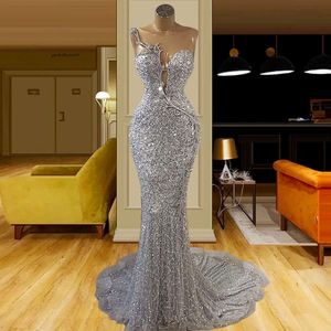 Glitter Sier Lace Mermaid Sukienki wieczorowe Sheer Jewel Neck Cequined Kościa Specjalne sukienki na bal maturalne 2021