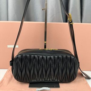 Tasarımcı Çantalar Hapta Kadın Tasarımcı Omuz Çantaları Matelasse Totes Crossbody Bag Orijinal Deri Çantalar Kadın Orta Boy