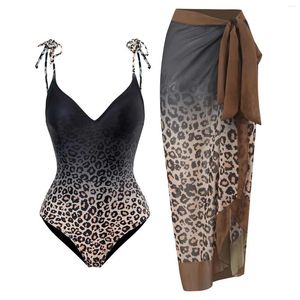 Swimwear femminile 2024 Leopard Retro One Piece Swimsuit Women African With Skirt Sexy Bareding Abita