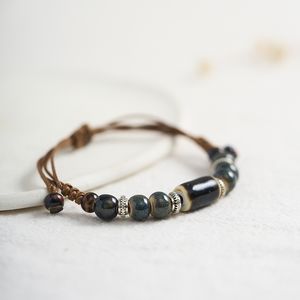 Heta säljer handgjorda enkla och fashionabla keramiska armband och nya kinesiska vävda pärlband för flickvänner som armbandstillbehör