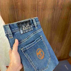 Men's Jeans Designer Brand New High-end European Embroidered Jeans, Seasonal Slim Fit Small Straight Tube Elastic Versatile Casual Pants L81D