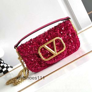 Baguette Womens Goods Diagonal High-End Chain Beads Bag Bags Cross Vallentinoo paljetter Liten fyrkantig modern designer glänsande handväska läder pkyf