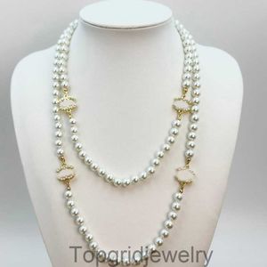 Luxury Fashion Pearl Necklace Designer smycken Wedding Diamond 18k Gold Plated Letters Pendants Halsband för kvinnor smycken gåva