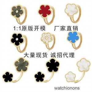 High-end Luxury Ring Vancllef High Edition 18K Champagne Gold CNC Thick Steel Print Clover Ring Red Agate White Fritillaria Straight Hair