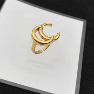 20 Style Ring Kadın Lüks Tasarımcı Yüzük Çift Mektup Ayarlanabilir Yüzükler Düğün Hediyesi Retro Basit Klasik Yüzük Yüksek Kaliteli Tasarımcı Takı