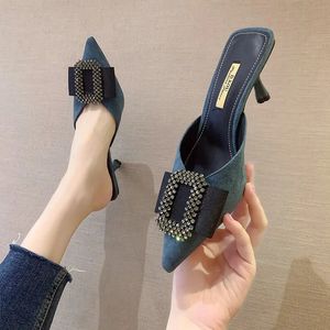 Baotou Half Slipper詰まり靴の女性はつま先を尖ったスティレットハイヒール韓国のマッチポンプ高級四角いラインストーンMules Shoes 240410