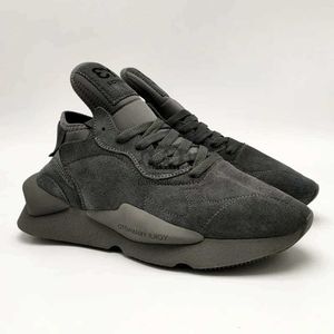 Y3 löpskor sneakers unisex 2024 Ny svart krigare plattform män som kör läder kvinnor casual par cowhide tennisskor