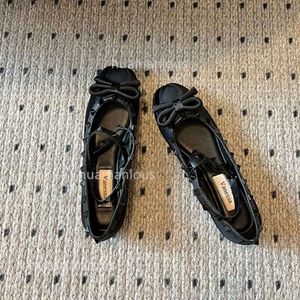 Wearing Flat 23 Shoe Stud Autumn Tie Ballerinas Shoes Round Girl Bow Tino Riveted Spring Sole Single Head Women Leather Crossover Ballet C6IZ