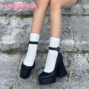 Sandaler Doratasia Ladies Platform Mary Janes pumpar Pink High Heel Shoes Big Size 43 Ny Brand Dress Elegant Mature Sexy Wedding Shoes