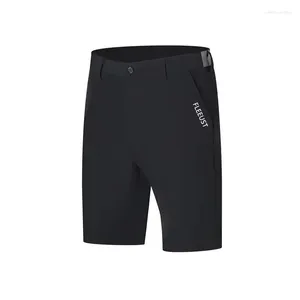 Roupas de ginástica Men touras de golfe verão Moda sólida Casual confortável usa shorts respiráveis de secagem rápida