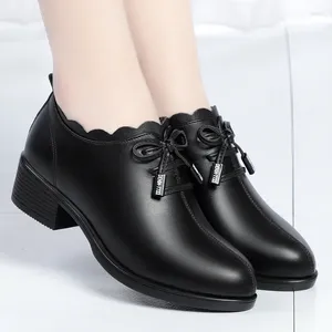 Casual Shoes 2024 Fashion Lace Leather Platform Pumpar Korean Style Waterproof Pointed Toe For Women Spring Autumn Middle-Aged