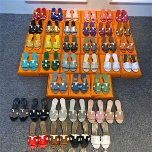 Designer Sandals for Women Slide Luxury Flat Slifors Summer Beach Sandal Classic Gupping Sceplions Sidue