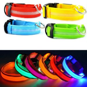 Nylon LED Luminous Dog Collars Night Safety Flashing Glow Dogs Leash Retractable Pet Collar LED Battery Light Loss Proof Pets Leashes T9I002619