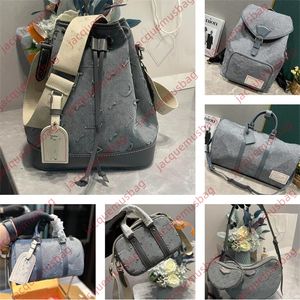 Bolsa de jeans de grife 5a de qualidade feminina handbag croissant Men Monttsouris Backpack School Bookbag Keep All Ban Dou Liere 25 50 Mags de viagem Nano Porte Documentos