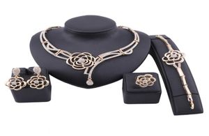 Mode Dubai Gold Farbe Schmuck Schmuck Blume Kristall Halskette Armband Ring Ohrring Frauen Italienische Brautzubehör Juwely Set3696351