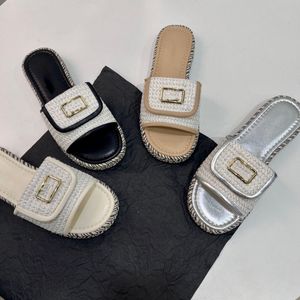 Summer new flat bread slippers Bread slippers sandals Open one's toe Designers shoes factory footwear with box