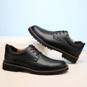 Sıradan ayakkabılar erkeklerin rahat erkek orijinal deri oxford erkekler moda tasarımı için resmi gelinlik sürüş