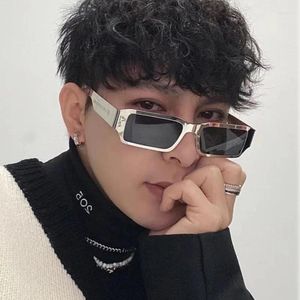 Güneş Gözlüğü 2024 Vintage Square Steampunk Erkekler için Punk Kadın Moda Gözlükleri Y2K Pogerografi Oculos de Sol Masculino