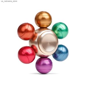 Новинка играет мяч -спиннер -игрушки Metal Cool Magic Stress Spinner Toys Toys, а против тревоги фокусируйте из нержавеющей стали Toys Q240418