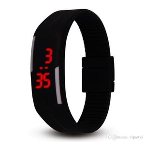 Fashion Candy Color Watch 14 Cores Silicone Jelly Welts Sports Unisex LED MEN039S Women039S Kids Touch Touch WristWatch3393416