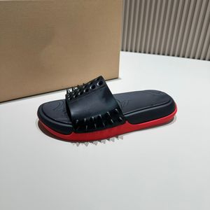 Ta det enkelt designer tofflor spikar stil sandaler svarta vita gummi glider skjutreglage flip flops mulor för män man sommar strandskor flalts bottnar sandal