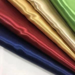 Farbfelder 2020 Elastischer Satin mit 1,5*1 Größe unterschiedlicher Chiffon Satin Tüll Samt Spitze Elastischer Satin Taft Organza auf Lager