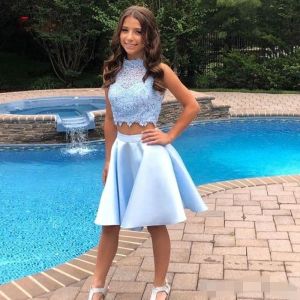 2024 Light Blue Two Piece Homecoming Dresses Halter Neck Lace Applique Satin Sleeveless Cocktail Party Formal Evening Gown Custom Made