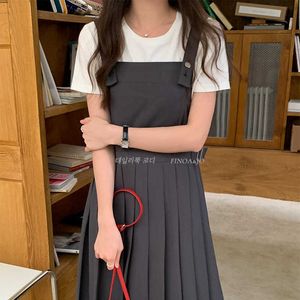 Fei Nuo FINOA Thirteen Rows Spring/Summer New Korean Style Simple and Informal Academy Style Pocket Backband Skirt for Women 2006
