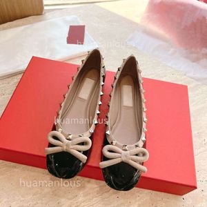 Head Ballerinas 2024 Girl Single Flat Round Shoes Bow Shoe Female Stud Summer Tino Shallow Silk Bottom Rivet Ballet Colors T0Q5