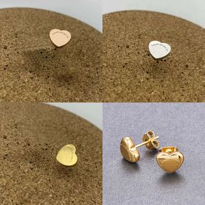 Heart T Earring Earrings Designer for Women Stud Cute Size Letter Earrings Couple Stainless Steel Piercing Jewelry Gifts Woman Accessories s s