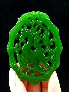 Natural Green Jade Naszyjnik Wisior Lucky Amulet Konia Koń Fine Statue Kolekcja Letnie Ozdoby Naturalne Kamień 2476784