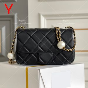 20cm Mini Flap Bag Designer Women Crossbody Bag 10A Mirror Of The Original Mini Classic Handbag Imitation Pearls Chain Bag With Box C003A