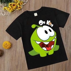 T-Shirts Moda Oyunu Om Nom T-Shirt Yaz O yaka T-Shirt Kesme Halat T-shirt Boy Boy Çocuk Rahat Karikatür En İyi Kız Kurbağa Giyim Q240418