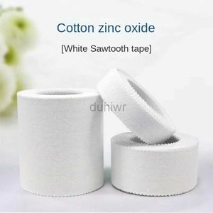 First Aid Supply 1PC Medical Waterproof Cotton White Premium Adhesive Tape Sport Binding Strain Injury Care Support Physio Muscle Elastic Bandage d240419