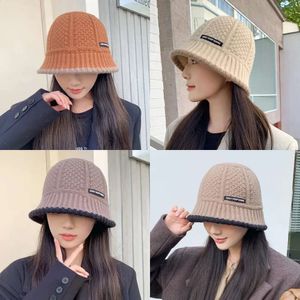 Vinterkvinnor stickad hink hatt varm fiskare hattar kvinnliga mode koreansk mössa lady retro svart panama mössa för kvinnor 240126 s