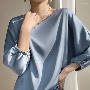 Kvinnors T-skjortor 2024 Spring Summer T-shirts för kvinnor Glossy Satin Satin Sleeve Office Lady Elegant Bluses Chic Tees Top Vintage Clothes