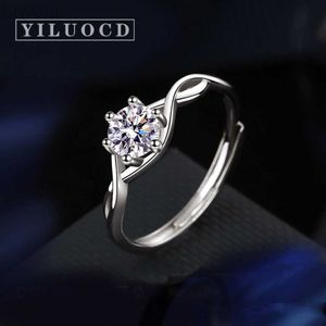 Solitaire Ring YILUOCD D Color 1 ct Solitaire Moissanite Engagement Ring Sparkling Diamond Band Adjustable Ring for Women 925 Silver Jewelry d240419