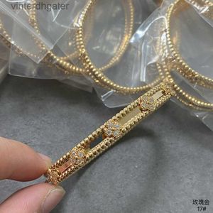 Luxury Fine Vancelfe Designer Bracelet for Women Vgold Material Kaleidoscope Bracelet Narrow Edition Precision Polishing Highend Bracelet with Brand Logo