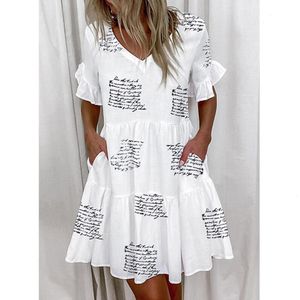 Womens Summer Short Sleeve Fashion V Neck Printed Ruffled klänning med fickor